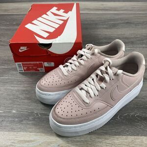 Size 8.5 - Nike Court Vision Alta Pink Oxford DM0113-600‎